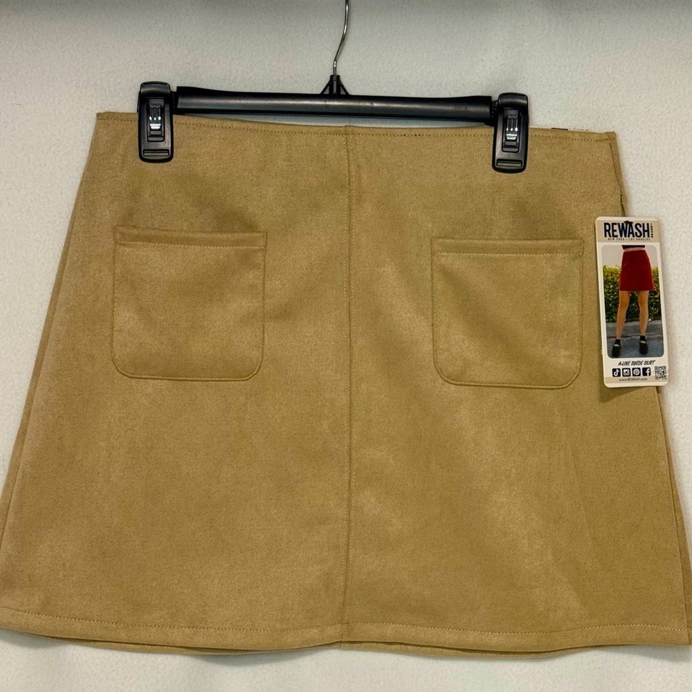 NWT Rewash A-Line Skirt. Juniors Size Large.